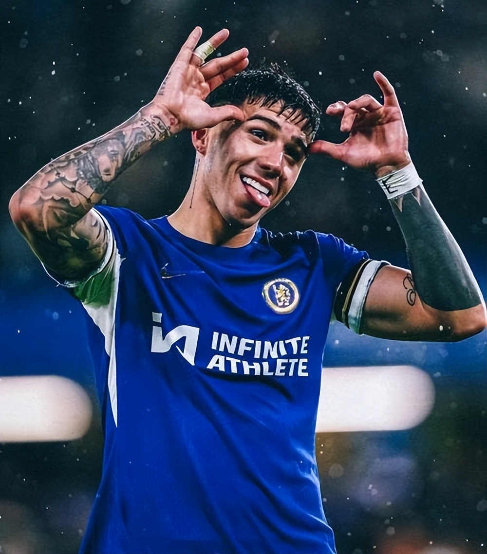 关于纽卡斯尔迎亚冠关键赛，集结日回应争议，底气十足，球探报告显示潜力的信息爱游戏官方平台